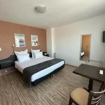 Primadom Hotel 2*